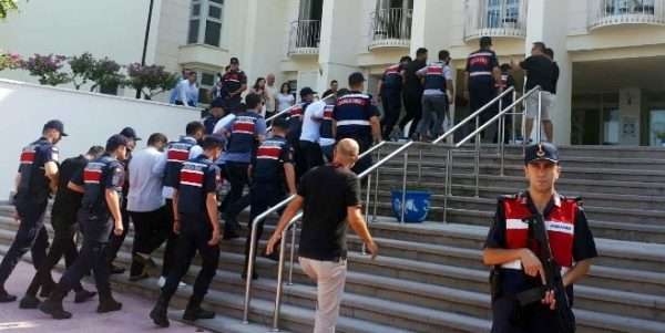 20 yaşındaki genci öldürmüşlerdi, 6 kişi tutuklandı