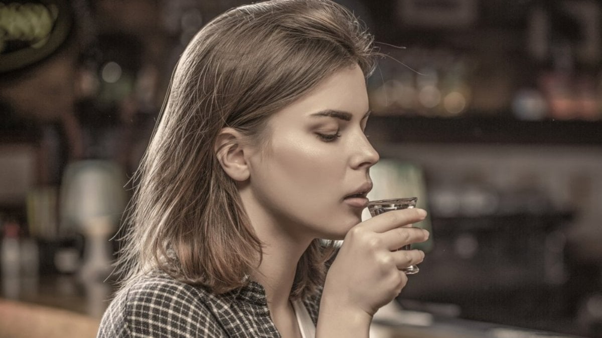 Alkol aldıktan sonra kızarıyorsanız dikkat… Ciddi bir probleminiz olabilir