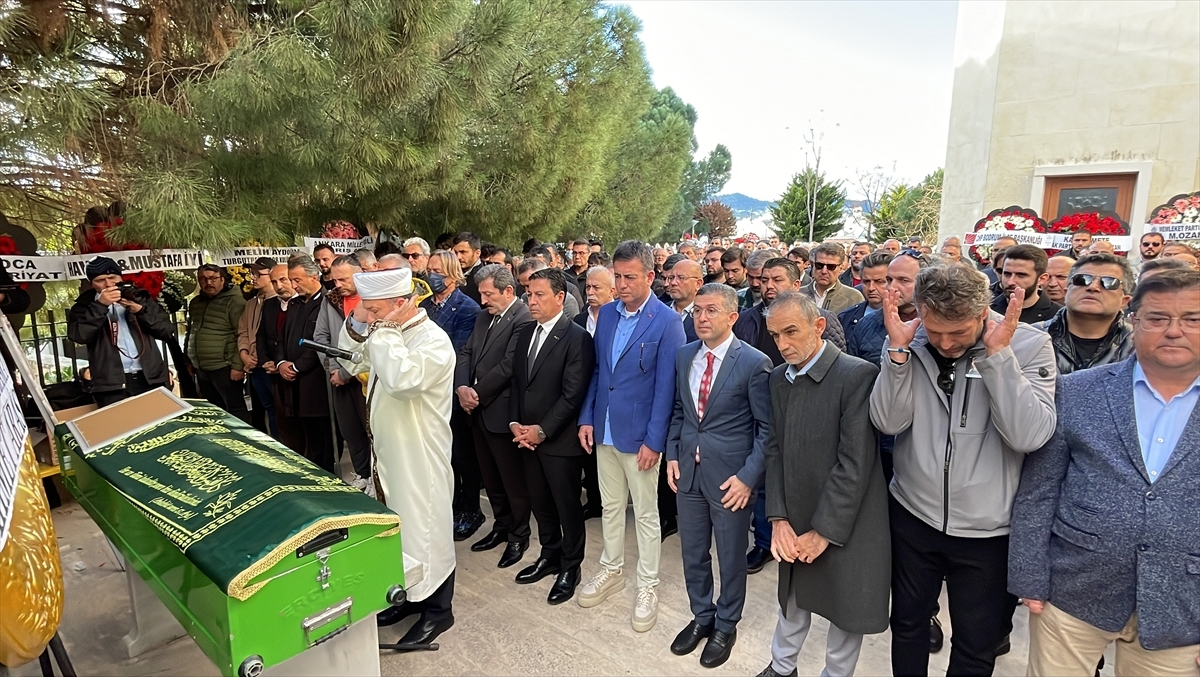 Bodrum’da spor yaparken fenalaşıp hayatını kaybeden gencin cenazesi defnedildi