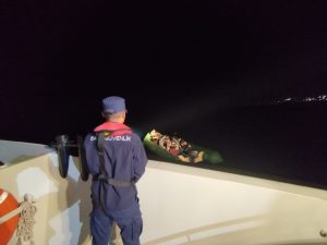 Muğla açıklarında 28 düzensiz göçmen yakalandı