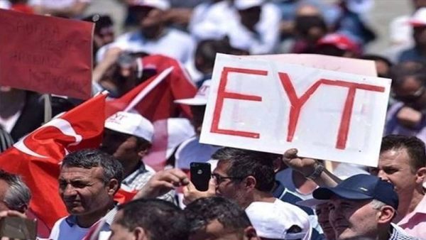 AKP’li Elitaş: EYT teklifi salı günü yasalaşır