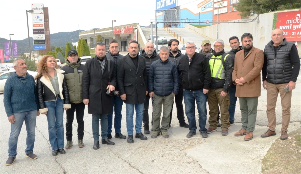 Bodrum’da görev yapan gazeteciler meslektaşlarının saldırıya uğramasına tepki gösterdi