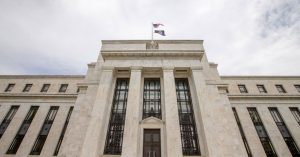 Fed faiz artış hızını azalttı