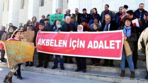 İkizköylüler yargılandı: ‘Heykelleri dikilmesi gereken kadınlarımız yargılanıyor’