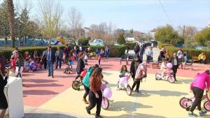 Muğla’da depremzede öğrencilere bisiklet hediye edildi