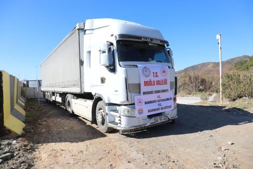 Muğla’da depremzedelere yardımlar sürüyor