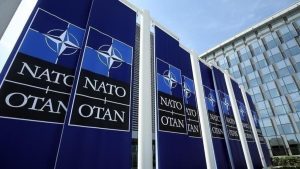NATO, depremzedeler için Türkiye’ye konteyner gönderiyor