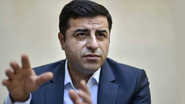 Selahattin Demirtaş: Kimse bütçe buna uygun değil demesin, en düşük emekli maaşı 12 bin lira olmalı