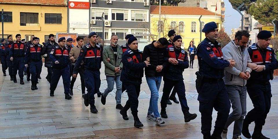Aydın merkezli yasa dışı bahis operasyonunda 2 şüpheli tutuklandı