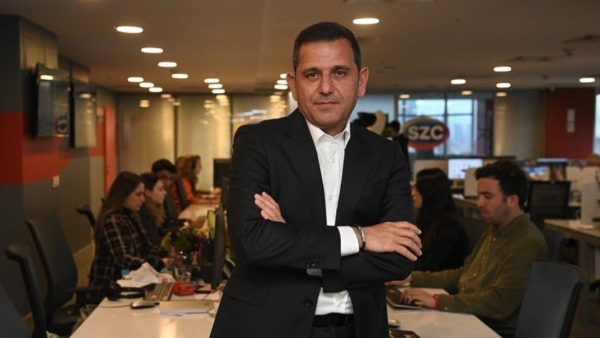Açtığımız pencereyle farkındalık yaratıp sorgulatacağız