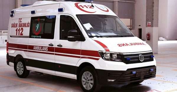 Muğla’da minibüs ile otomobilin çarpıştığı kazada 1 kişi öldü, 4 kişi yaralandı