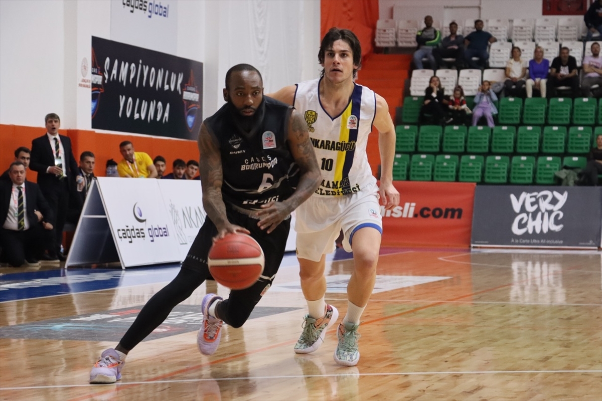 Ankaragücü Mamak Belediyespor’u 84-55 mağlup etti.