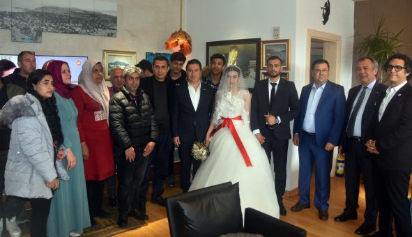 Depremzede çift, Bodrum’da evlendi