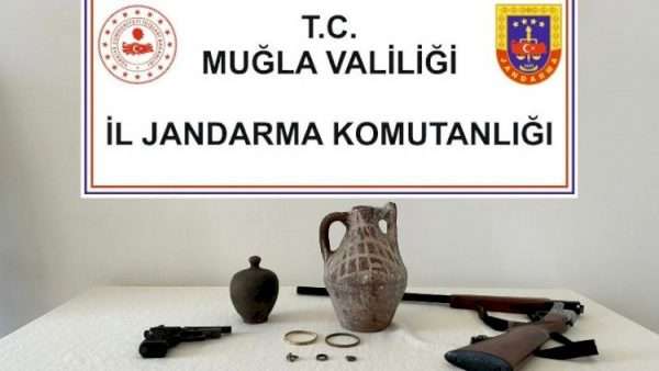 Tarihi eser kaçakçılığı operasyonunda 2 şüpheli yakalandı