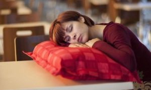İnsomnia nedir? İnsomnia nedenleri nelerdir? Uykusuzluk belirtileri nelerdir?