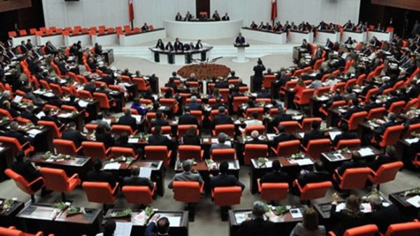 Meclis’in gündeminde kamu borçlarının yapılandırılması var