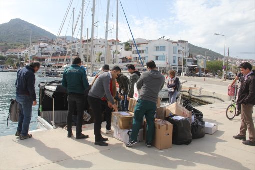 Sömbeki Adası’ndan Datça’daki depremzedeler için 62 koli yardım malzemesi
