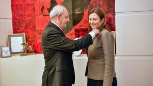 Tahir Elçi’nin eşi Türkan Elçi CHP’ye katıldı