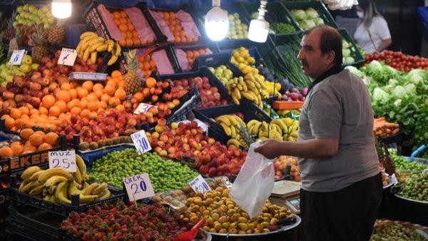 10 TL’nin altında sebze meyve kalmadı