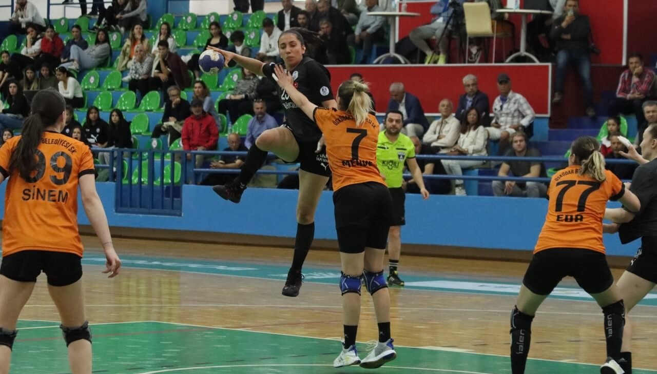 Denizin Kızları Üsküdar Mücadelesinin Galibi Oldu