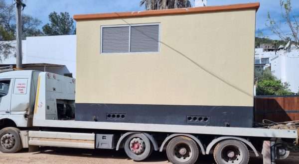 Çocuk parkında elektrik trafosuna vatandaş tepkisi