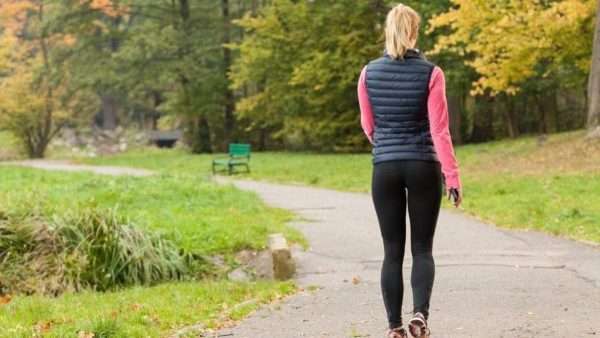 Kalbiniz için günde iki kez 20’şer dakika hızlı yürüyün