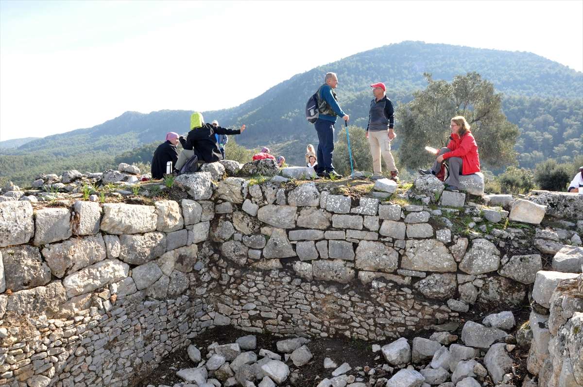 Kalinda Antik Kenti doğa yürüyüşçülerini ağırlıyor