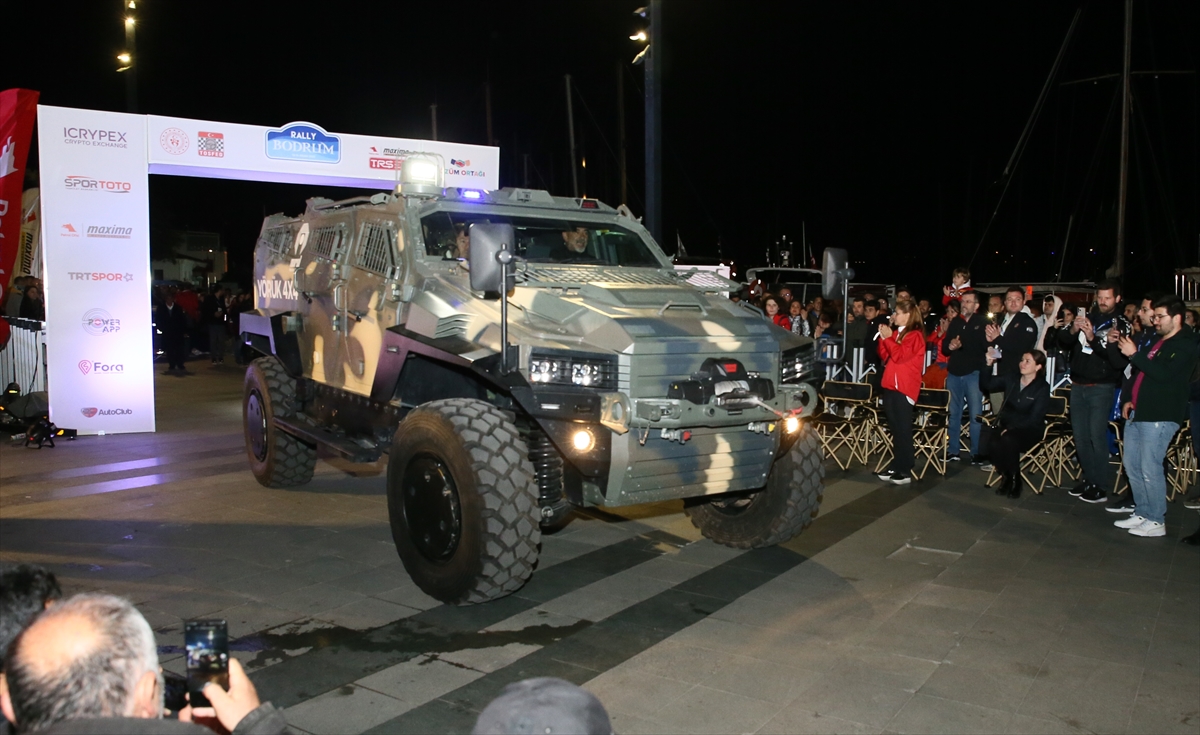 Petrol Ofisi Maxima 2023 Türkiye Ralli Şampiyonası öncesi start seremonisi düzenlendi