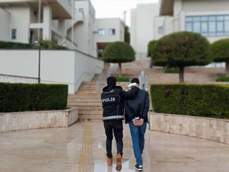 Uyuşturucu operasyonunda yakalanan 5 zanlı tutuklandı