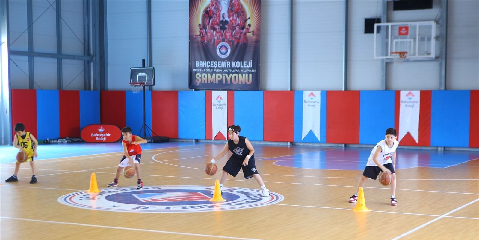 BAHÇEŞEHİR RED DRAGONS, Geleceğin Basketbolcularını Arıyor!
