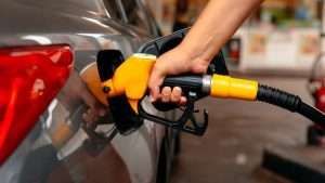 Benzin ve motorine zam geliyor