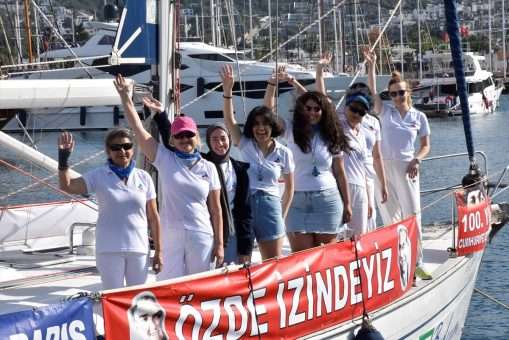 Kadın yelkencilerden Cumhuriyet’in 100’üncü yılı seyri