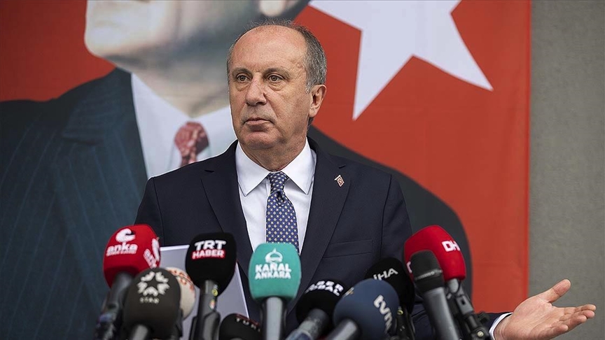 Muharrem İnce, hastaneden fotoğraf paylaştı: Bugünü hastanede siyasetin dışındaki bir gündemle geçirdim