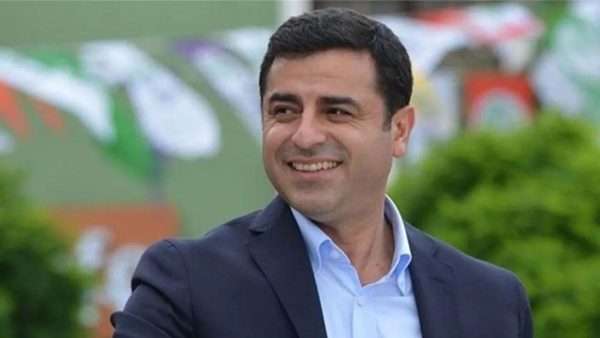 Selahattin Demirtaş’tan ‘idam’ tepkisi: Siz benim ceketimi bile asamazsınız