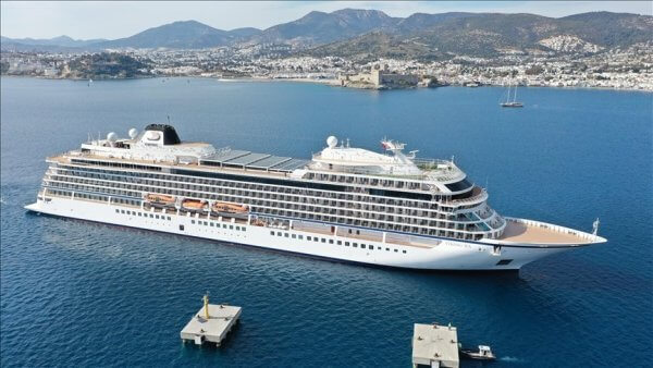 Kruvaziyer “Resilient Lady” ile Bodrum’a 1866 turist geldi