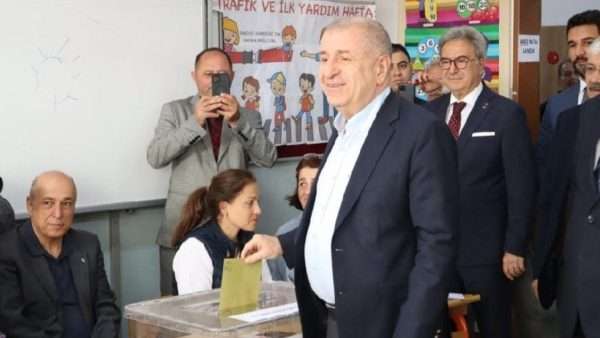 Ümit Özdağ: Dilerim Türkiye yeni yönetimle yola devam eder
