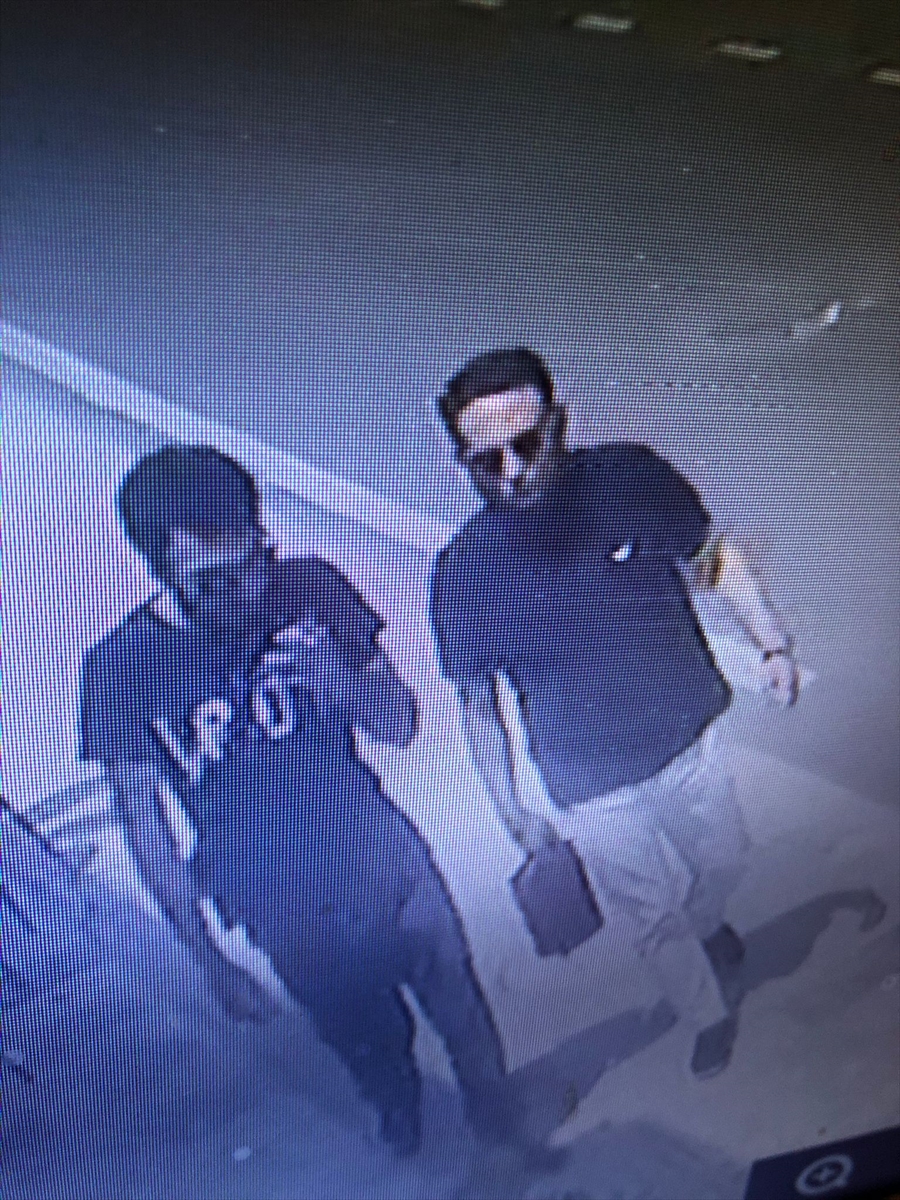 Bodrum’da piyasaya sahte döviz süreceği iddia edilen 2 zanlı tutuklandı