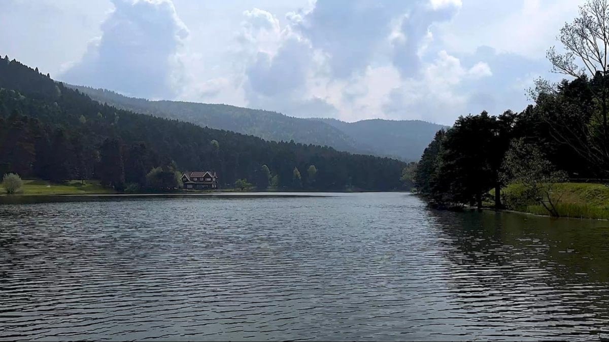 Bolu, yazın ziyaretçilerini mavi ve yeşilin ahengiyle ağırlıyor