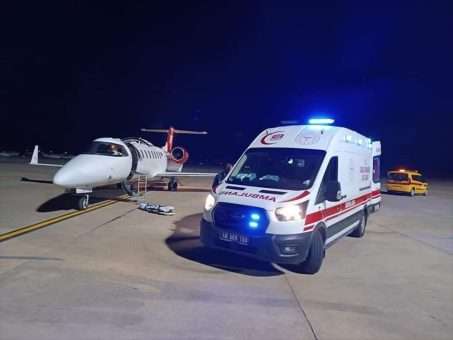 Fethiye’de salça kazanına düşen 2 yaşındaki bebek, ambulans uçakla İstanbul’a gönderildi