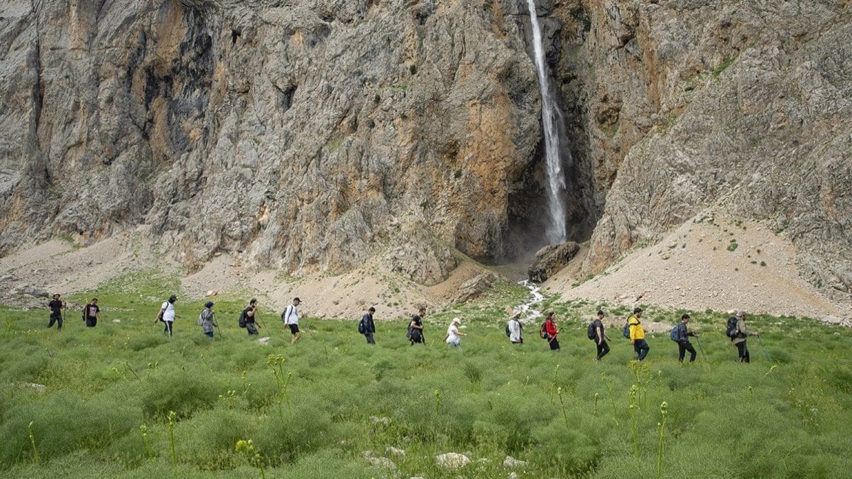 Kırkmerdiven Şelaleleri doğaseverleri bekliyor