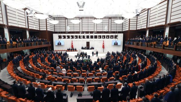Meclis’te bu hafta: Kabine yemin edecek, TBMM Başkanı seçilecek