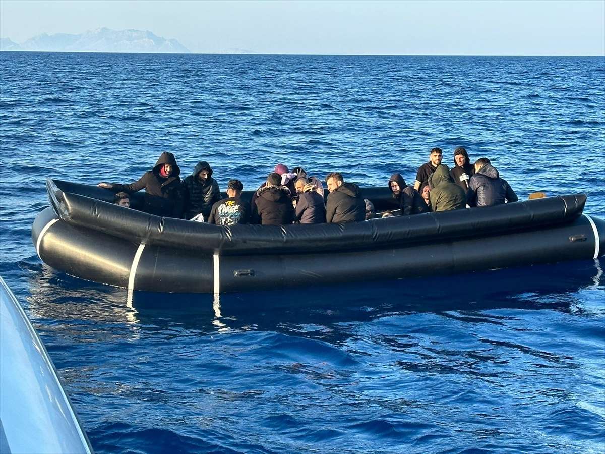 Muğla açıklarında 31 düzensiz göçmen kurtarıldı