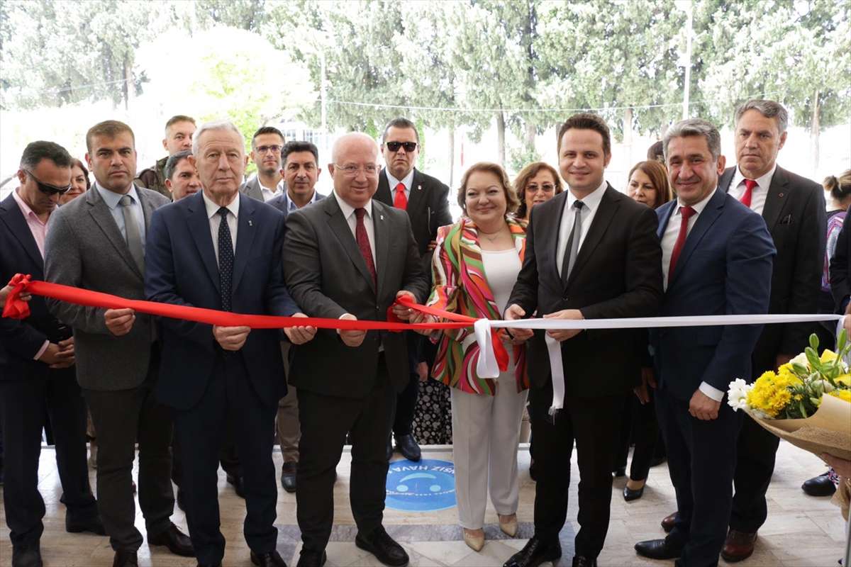 Muğla Halk Eğitim Merkezi’nde yıl sonu sergisi açıldı