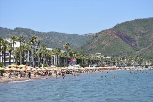 Muğla sahillerinde bayram tatili hareketliliği yaşanıyor