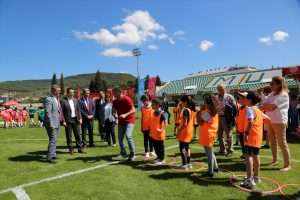 Muğla’da çocuklar geleneksel oyunlarla eğlendi