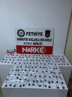 Uyuşturucu operasyonunda 2 zanlı yakalandı