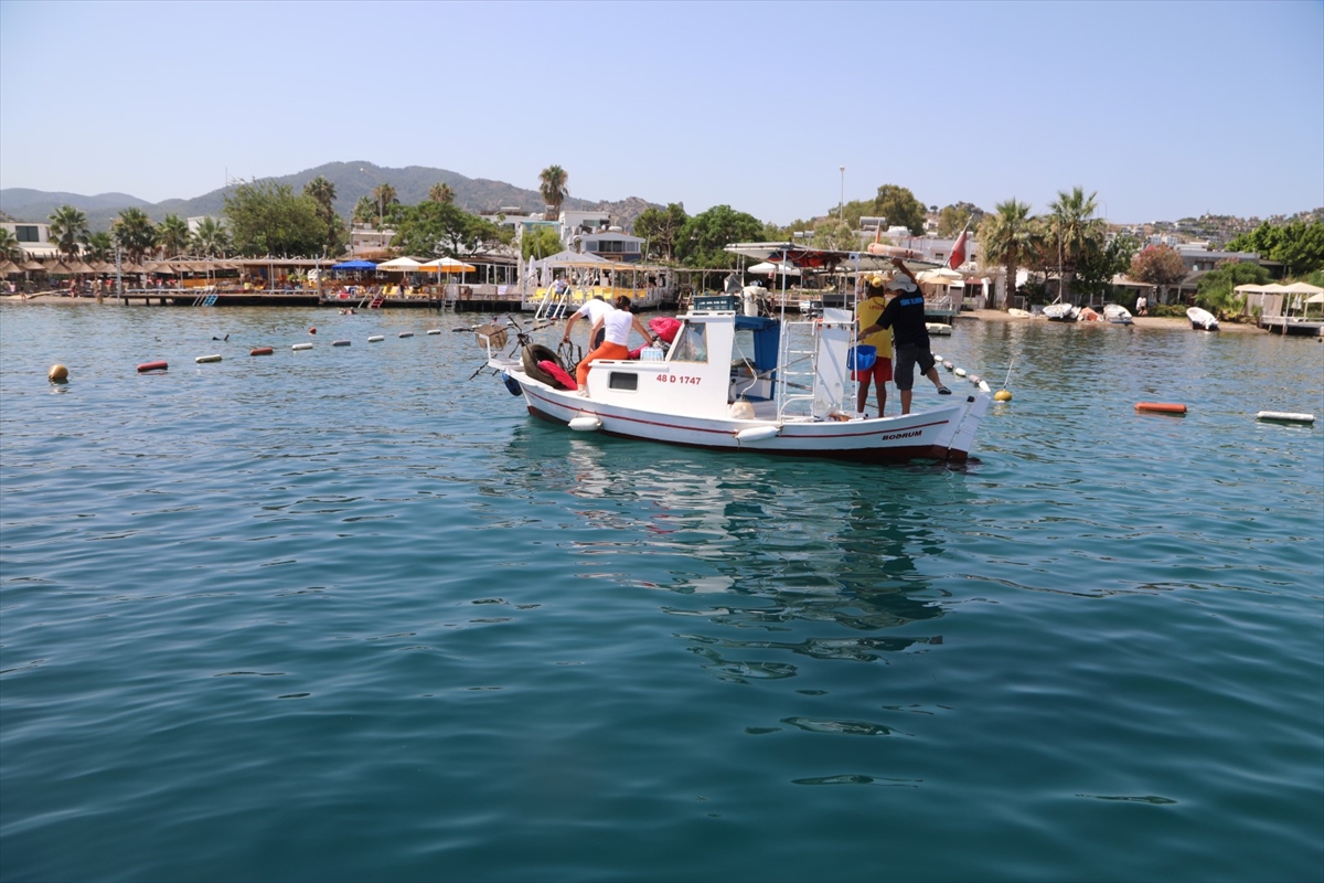 Bodrum’da deniz dibi temizliğinde 362 kilogram atık çıkarıldı