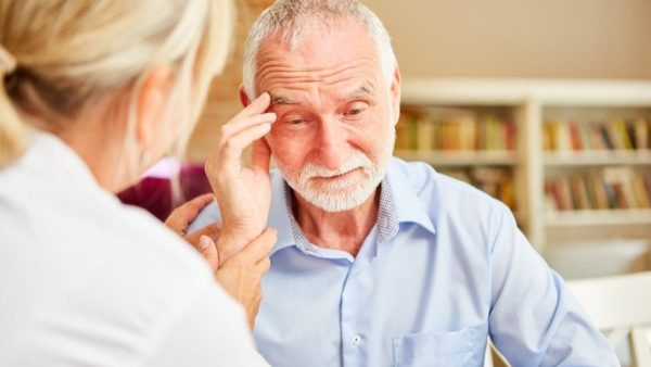 Alzheimerın ilk belirtilerinden biri olabilir: Doktorlar çok garip buldu