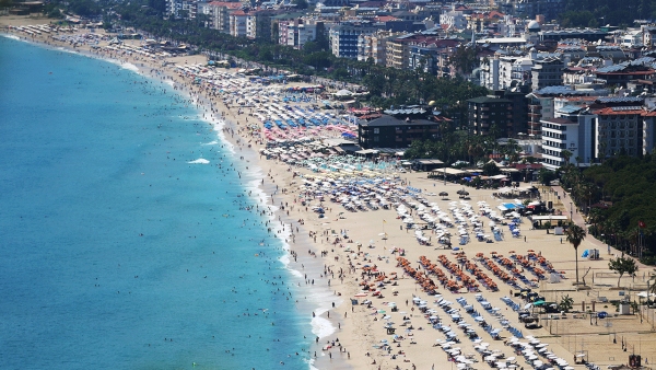 Ege’de turizmcilerin yüzü gülüyor: Durgunluk yükselişe geçti