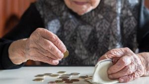 Emekli ve çalışan maaşları arasındaki uçurum derinleşti